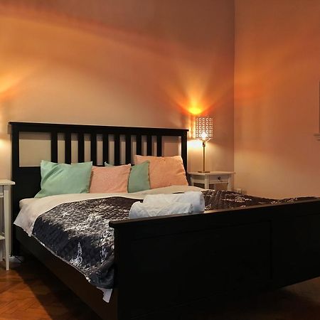 Diamonds Apartment With 2 Rooms Near Guzsdu Udvar Βουδαπέστη Εξωτερικό φωτογραφία