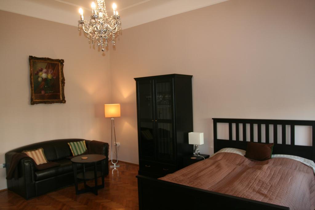 Diamonds Apartment With 2 Rooms Near Guzsdu Udvar Βουδαπέστη Εξωτερικό φωτογραφία